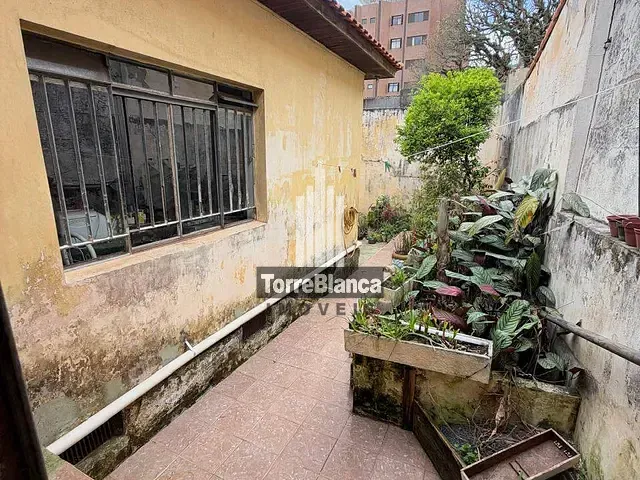 Casa 3 quartos e 2 banheiros, à venda, no bairro Centro em Ponta Grossa