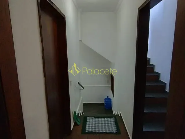 Casa com 331m² 3 quartos e 2 banheiros, à venda, no bairro Alto do Cardoso em Pindamonhangaba