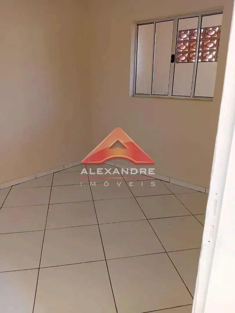 Casa, 3 quartos, 220 m² - Foto 3
