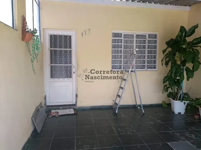 Casa com 204m² 3 quartos e 2 banheiros, à venda, no bairro Parque Itamaraty em Jacareí