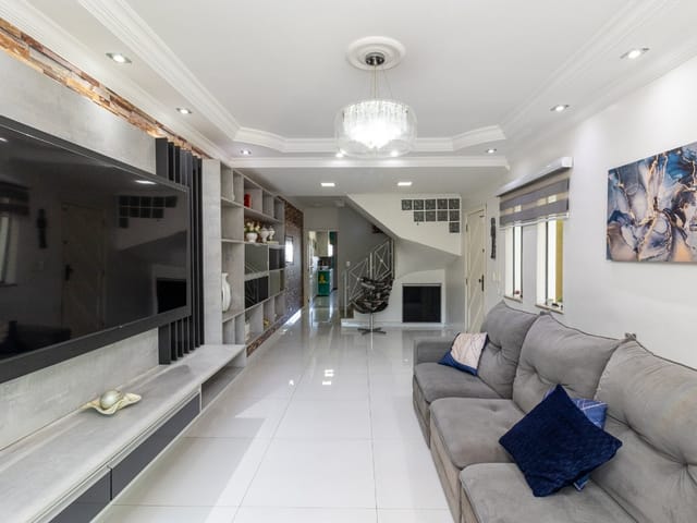 Foto do Casa - Casa tipo para venda em Parque São Domingos com 3 quartos, sendo 2 suítes, 231m² | Lares e Andares Imóveis