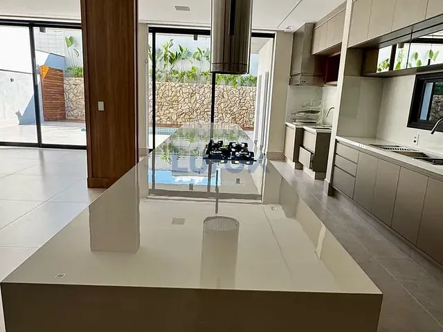 Casa com 360m² 3 quartos e 5 banheiros, à venda, no bairro Swiss Park em Campinas