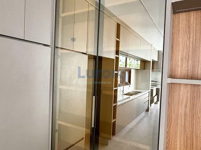 Casa com 360m² 3 quartos e 5 banheiros, à venda, no bairro Swiss Park em Campinas