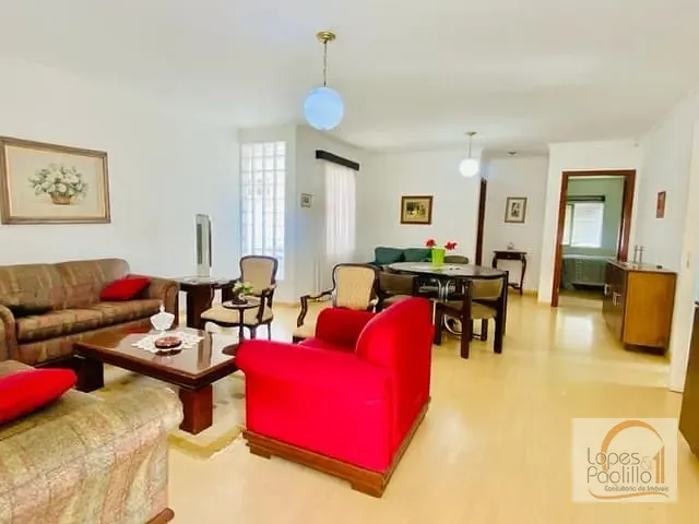 Casa com 468m² 2 quartos e 3 banheiros, à venda, no bairro Jardim Siriema em Atibaia