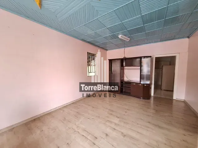 Casa 4 quartos e 2 banheiros, para alugar, no bairro Oficinas em Ponta Grossa