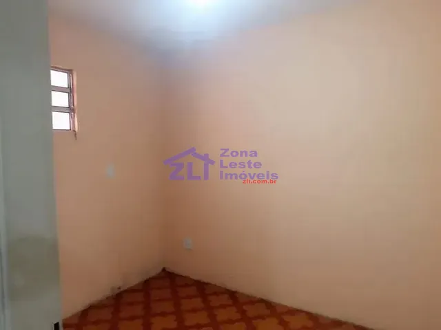 Casa com 250m² 3 quartos e 2 banheiros, à venda, no bairro Vila Ré em São Paulo