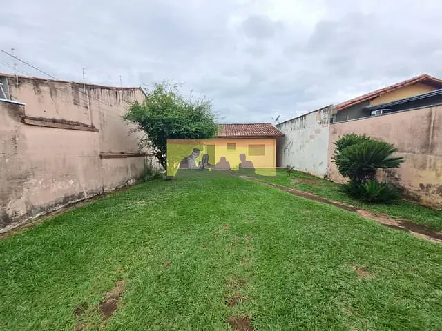 Casa com 250m² 2 quartos e 1 banheiro, para alugar, no bairro Barão Geraldo em Campinas