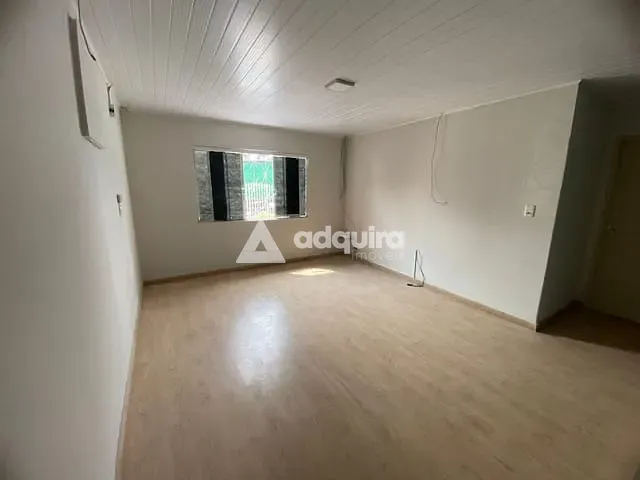 Casa com 1072m² 3 quartos e 2 banheiros, à venda, no bairro Contorno em Ponta Grossa