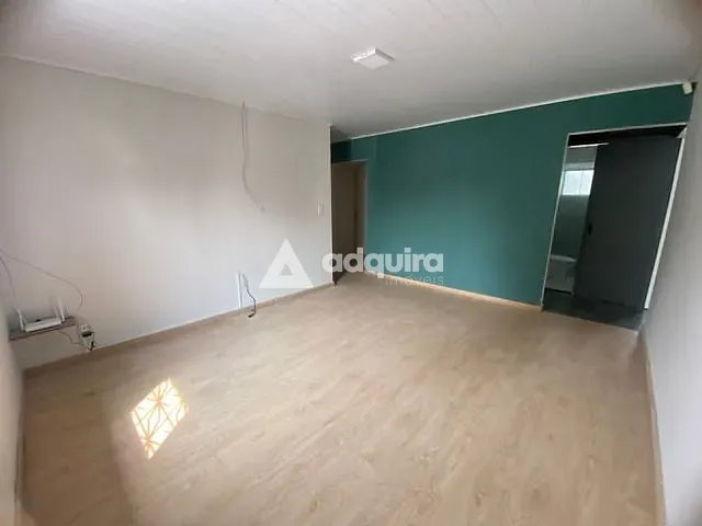 Casa com 1072m² 3 quartos e 2 banheiros, à venda, no bairro Contorno em Ponta Grossa