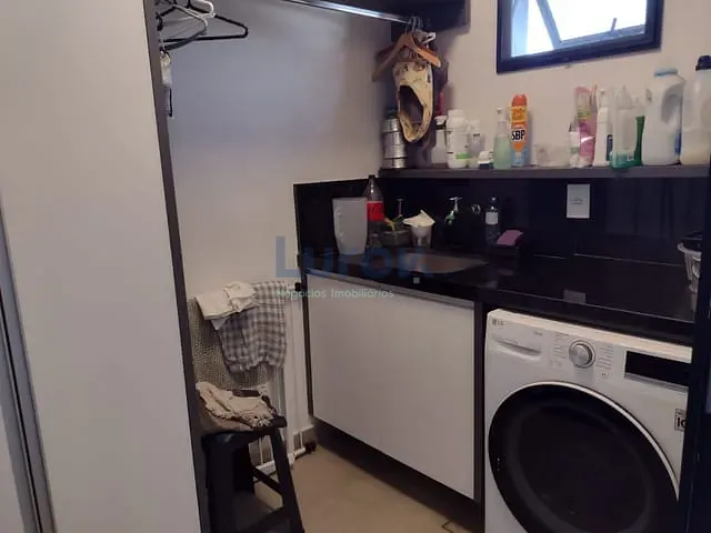Casa com 311m² 4 quartos e 5 banheiros, à venda, no bairro Jardim São Marcos em Valinhos
