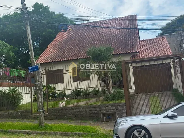 Casa 3 quartos e 4 banheiros, à venda, no bairro Morro Santana em Porto Alegre