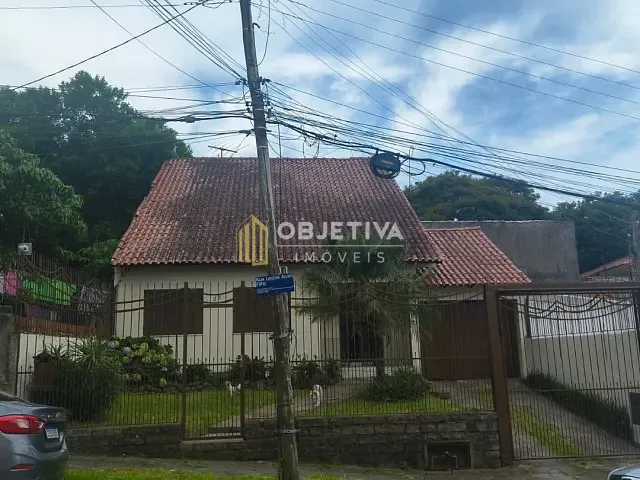 Casa 3 quartos e 4 banheiros, à venda, no bairro Morro Santana em Porto Alegre