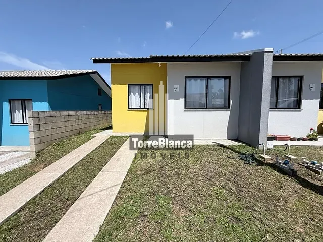 Casa com 60m² 2 quartos e 1 banheiro, para alugar, no bairro Uvaranas em Ponta Grossa