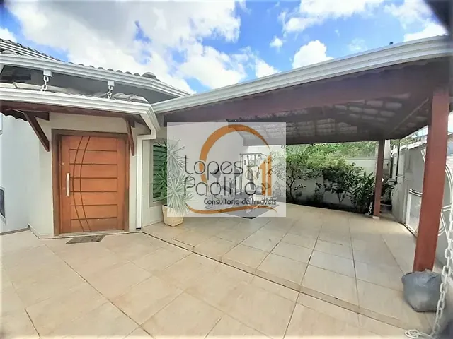 Casa com 300m² 4 quartos e 3 banheiros, à venda, no bairro Jardim Maristela em Atibaia