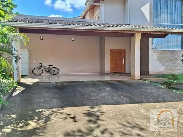 Casa com 927m² 3 quartos e 5 banheiros, à venda, no bairro Campos de Atibaia em Atibaia