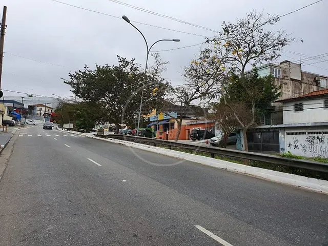 Casa com 250m² 3 quartos e 3 banheiros, à venda, no bairro Interlagos em São Paulo