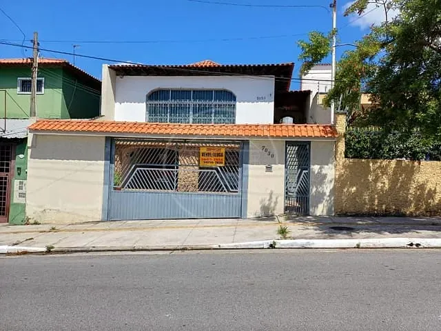 Casa com 250m² 3 quartos e 3 banheiros, à venda, no bairro Interlagos em São Paulo