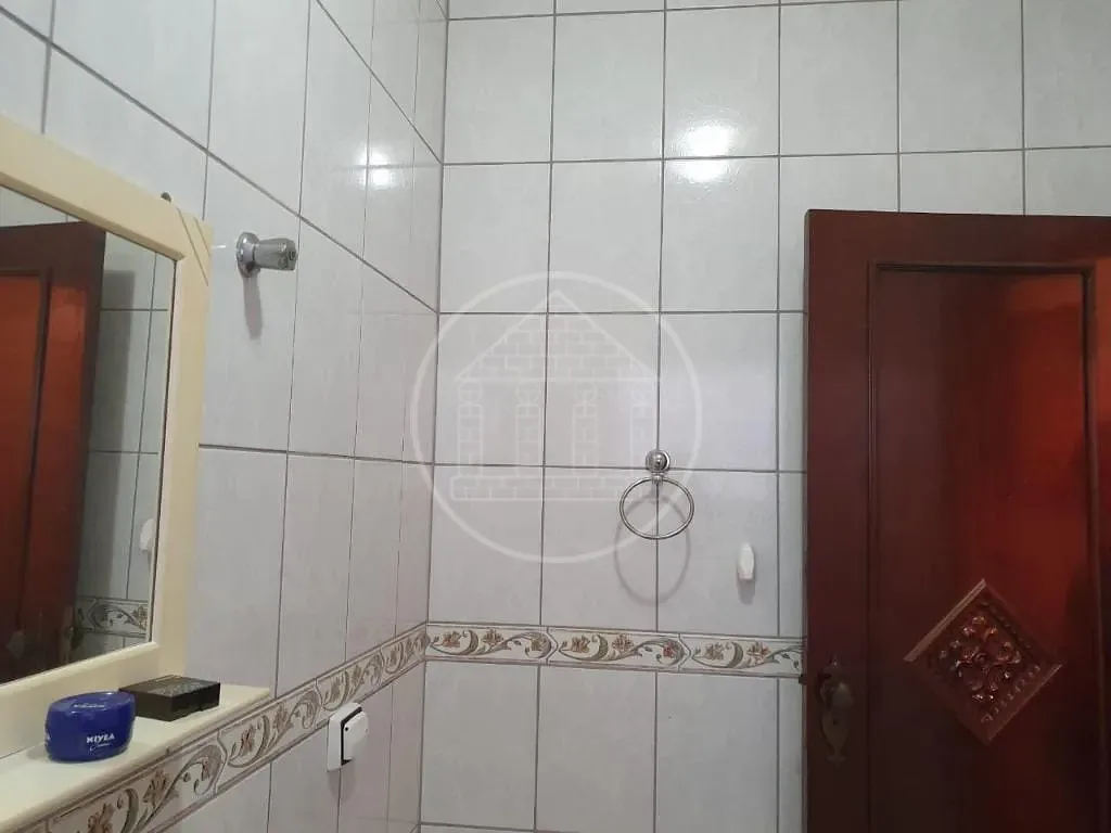 Casa, 3 quartos, 250 m² - Foto 17
