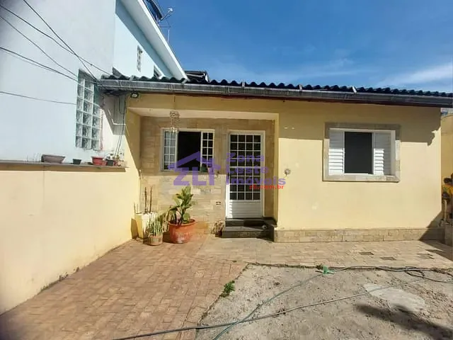 Casa com 200m², para alugar, no bairro Jardim Brasília (Zona Leste) em São Paulo