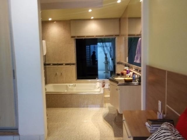 Foto do Casa - Casa à venda 3 Quartos, 1 Suite, 236.25M², Fabrício, Uberaba - MG | ZUCATO IMOBILIARIA LTDA