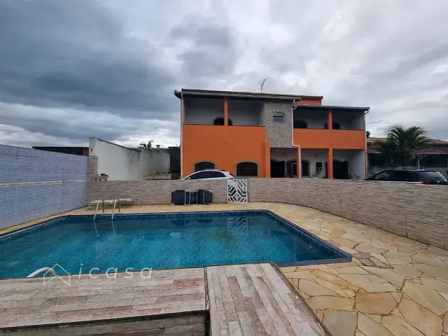 Casa com 1100m² 4 quartos e 4 banheiros, à venda, no bairro Portal Mantiqueira em Caçapava