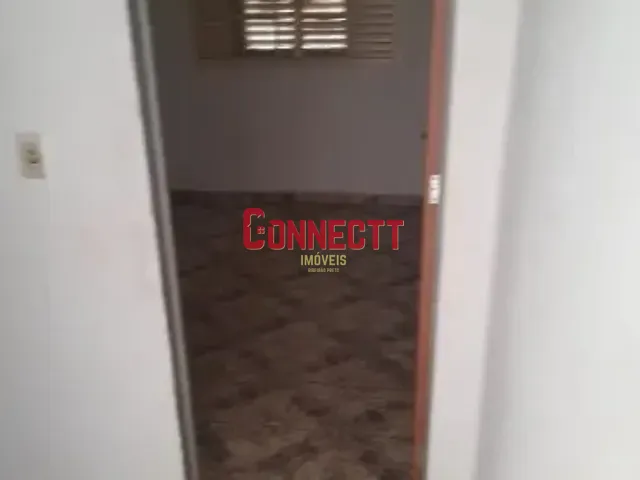 Casa com 201m² 3 quartos e 1 banheiro, à venda, no bairro Jardim Heitor Rigon em Ribeirão Preto