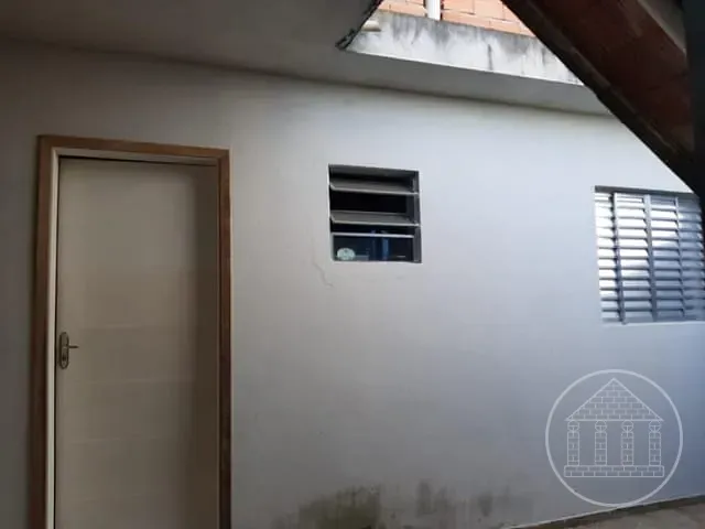 Casa com 200m² 3 quartos e 1 banheiro, à venda, no bairro Jardim dos Álamos em São Paulo
