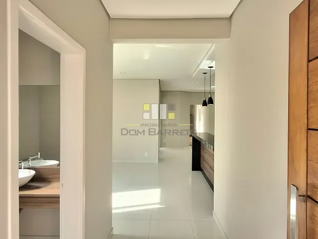 Casa com 284m² 3 quartos e 4 banheiros, à venda, no bairro Residencial Portal do Lago em Sumaré