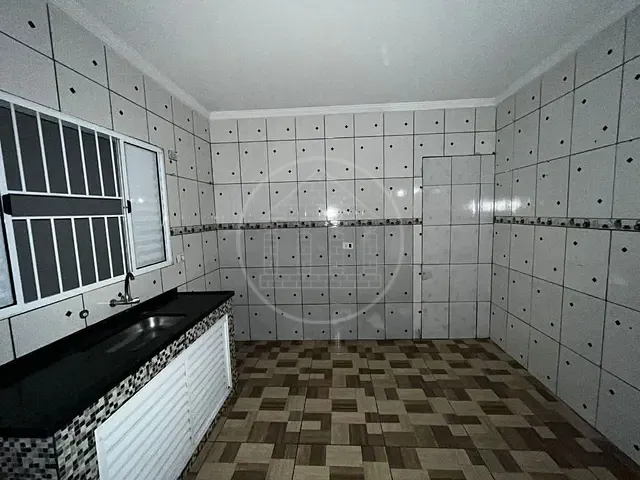 Casa com 125m² 2 quartos e 2 banheiros, à venda, no bairro Balneário São José em São Paulo