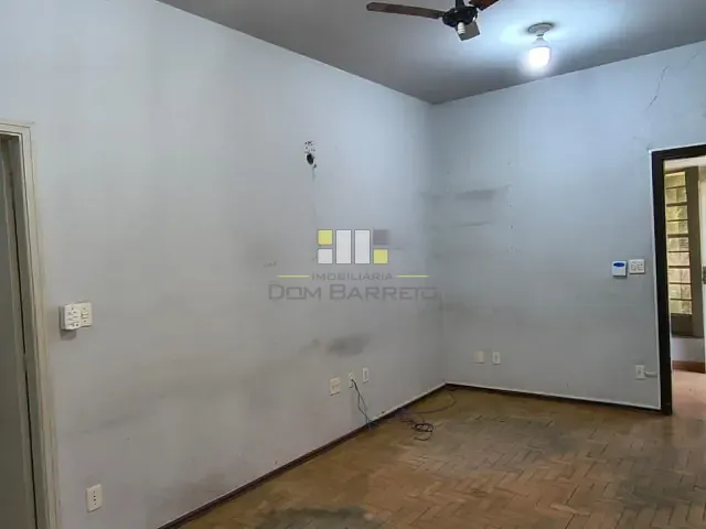 Casa com 452m² 3 quartos e 2 banheiros, para alugar, no bairro Vila Miranda em Sumaré