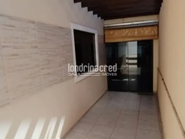 Casa à venda, no bairro Conjunto Café em Londrina
