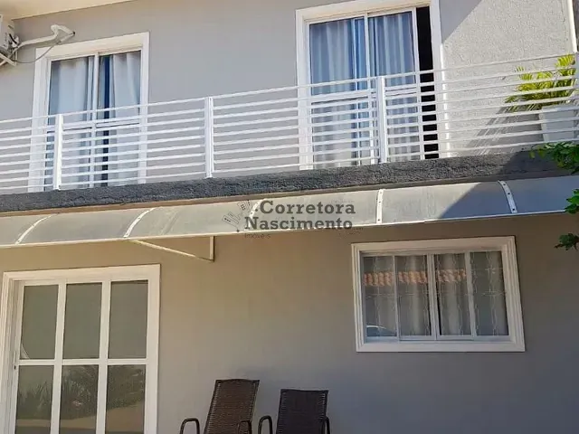 Casa com 250m² 2 quartos e 2 banheiros, à venda, no bairro Villa Branca em Jacareí