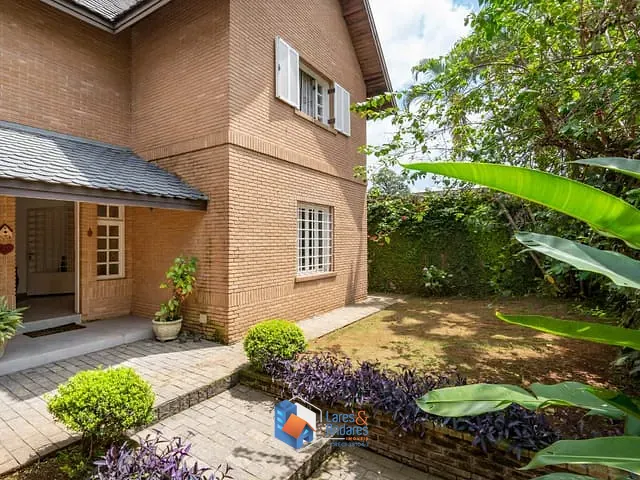 Casa com 1077m² 3 quartos e 6 banheiros, à venda, no bairro Chácara Monte Alegre em São Paulo