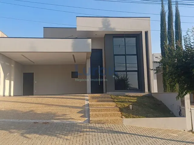 Casa com 300m² 3 quartos e 5 banheiros, à venda, no bairro Chácaras Alpina em Valinhos
