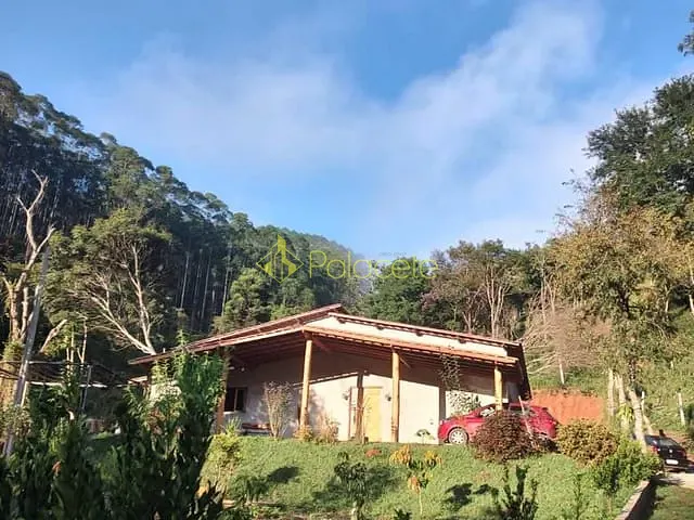 Casa com 24200m² 3 quartos e 3 banheiros, à venda, no bairro Abaete em Taubaté