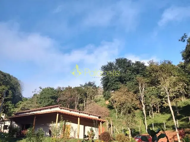 Casa com 24200m² 3 quartos e 3 banheiros, à venda, no bairro Abaete em Taubaté