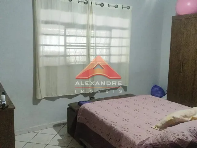 Casa com 132m² 2 quartos e 1 banheiro, à venda, no bairro Jardim Santa Luzia em São José Dos Campos