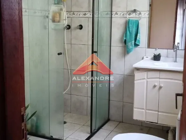 Casa com 125m² 3 quartos e 3 banheiros, à venda, no bairro Jardim Ismênia em São José dos Campos