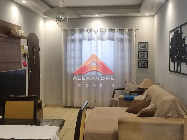 Casa com 125m² 3 quartos e 3 banheiros, à venda, no bairro Jardim Ismênia em São José dos Campos