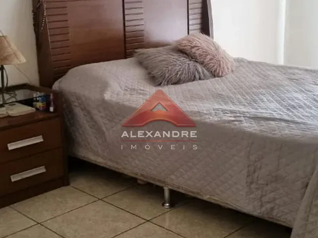 Casa com 125m² 3 quartos e 3 banheiros, à venda, no bairro Jardim Ismênia em São José dos Campos