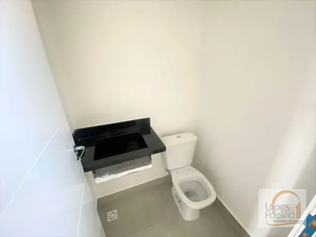 Casa com 452m² 3 quartos e 5 banheiros, à venda, no bairro Guaxinduva em Bom Jesus dos Perdões