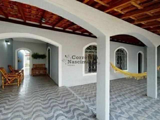 Casa com 294m² 5 quartos e 1 banheiro, à venda, no bairro Jardim Petropolis em São José dos Campos