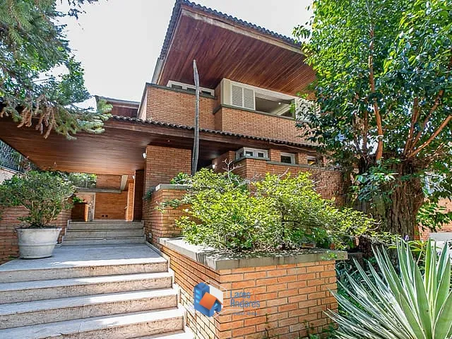 Casa com 1350m² 4 quartos e 7 banheiros, à venda, no bairro Alto da Boa Vista em São Paulo