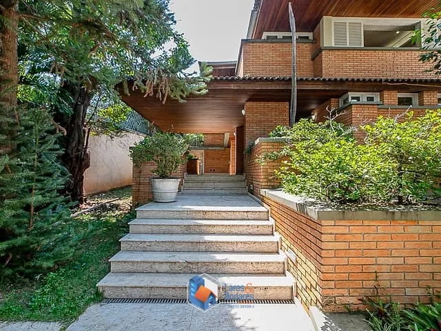 Casa com 1350m² 4 quartos e 7 banheiros, à venda, no bairro Alto da Boa Vista em São Paulo