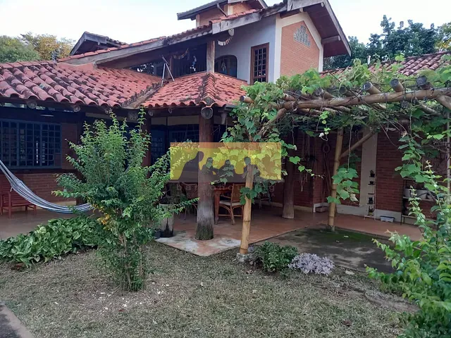 Casa com 1000m² 5 quartos e 8 banheiros, à venda, no bairro Chácara Santa Margarida em Campinas