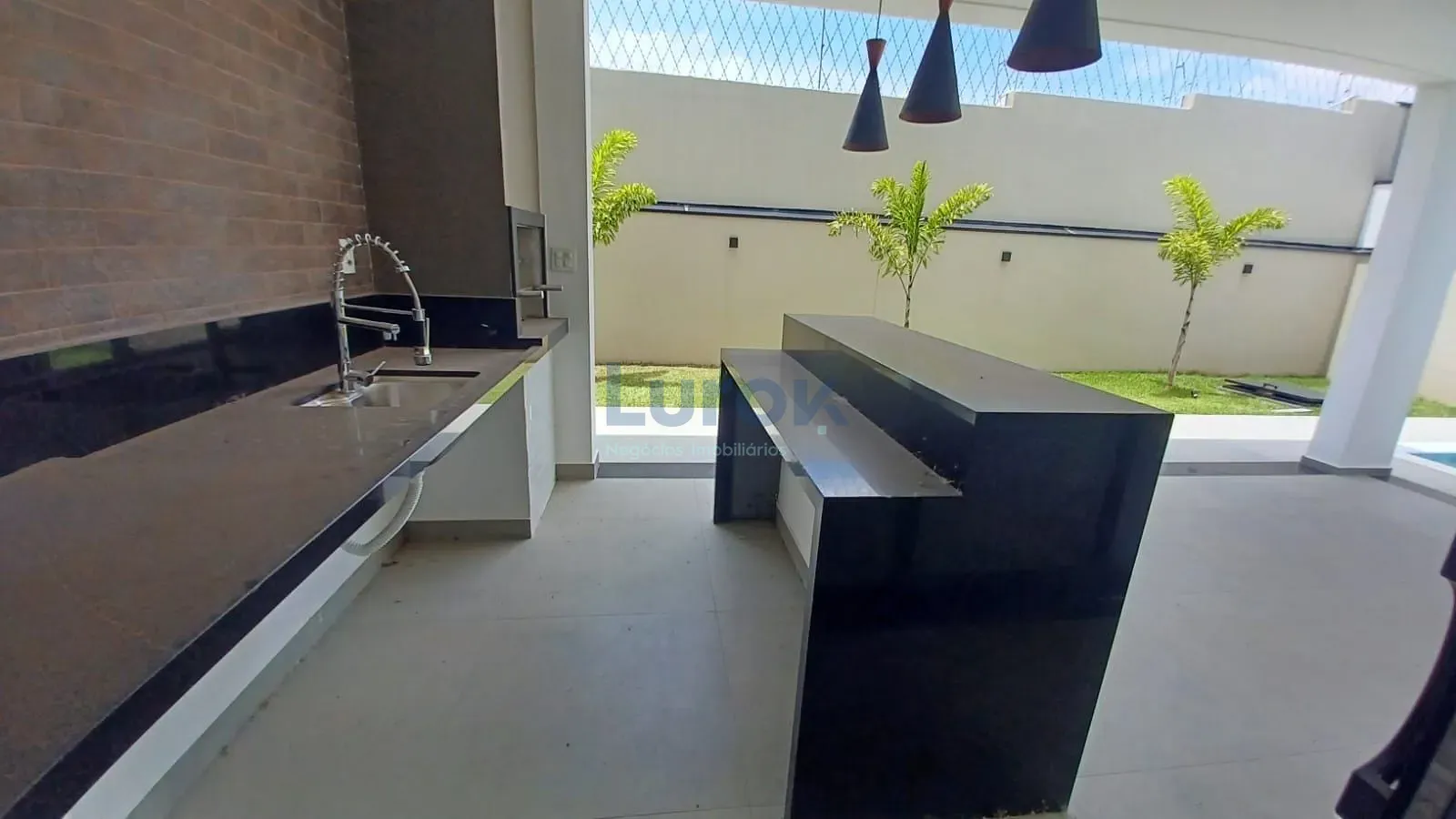 Casa, 3 quartos, 241 m² - Foto 35