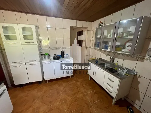 Casa com 516m² 3 quartos e 1 banheiro, para alugar, no bairro Contorno em Ponta Grossa