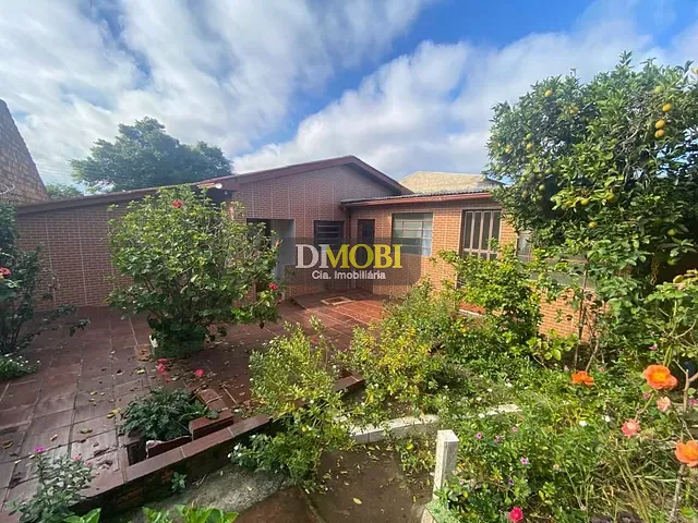 Casa com 363m² 3 quartos e 2 banheiros, à venda, no bairro Castelo Branco em Gravataí
