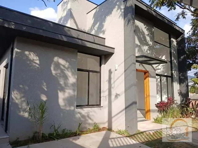 Casa com 255m² 3 quartos e 3 banheiros, à venda, no bairro Jardim Jaraguá em Atibaia