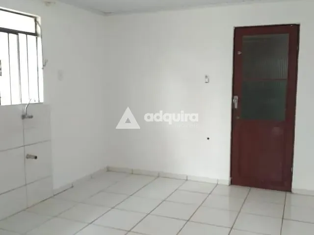 Casa com 462m² 2 quartos e 1 banheiro, à venda, no bairro Chapada em Ponta Grossa